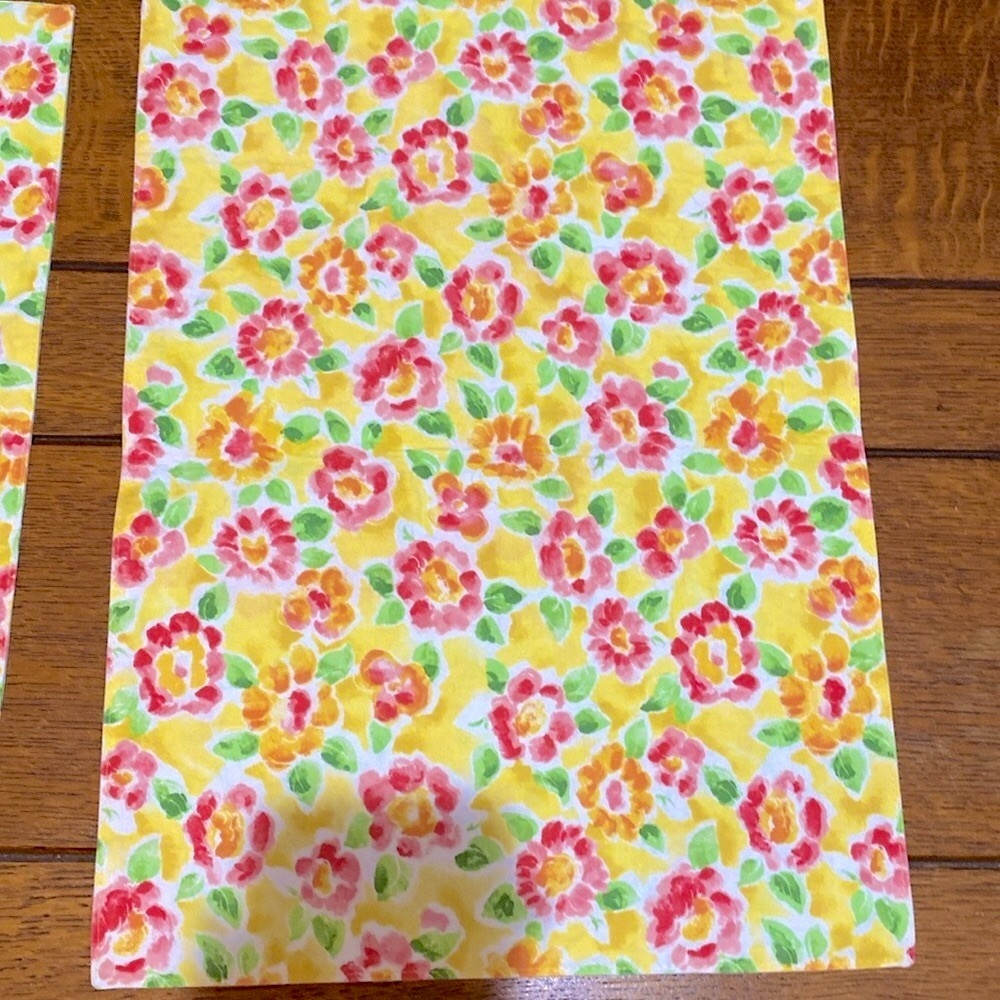 Beautiful Cotton Placemats. Handmade and so pretty. 4 Red, Yellow & Orange Green
